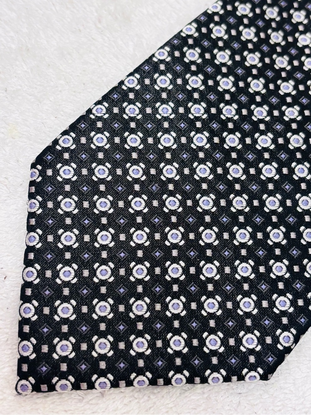 Brand New Stylish Tie By Bachrach - Tie Is 3 3/4 Inches Wide